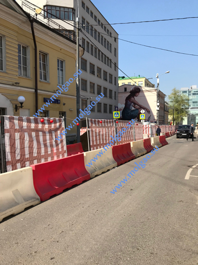Ограждения строительных площадок Мольгао Тип1 на улице Рождественка. Фото 1